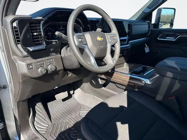 2026 Chevrolet Silverado 2500HD Crew Cab, Standard Bed, LT, 4WD