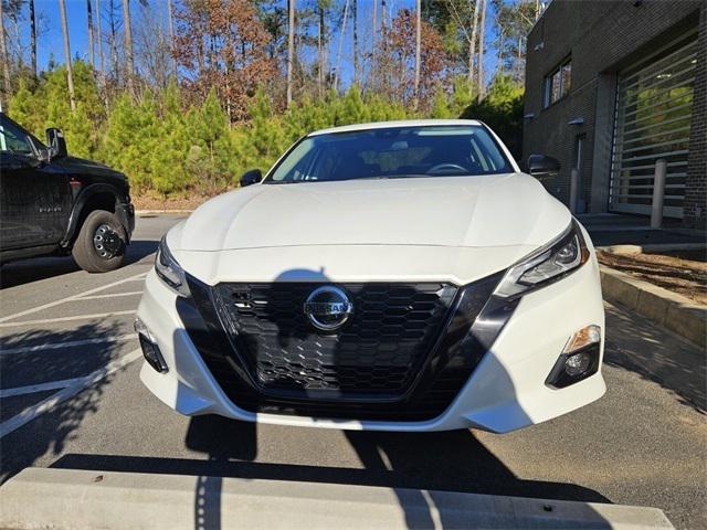 2022 Nissan Altima SR FWD