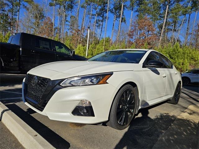 2022 Nissan Altima SR FWD