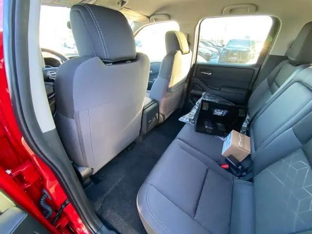 2026 Nissan Frontier Crew Cab SV 4x4