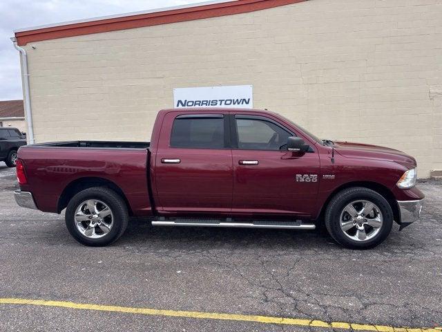 2017 RAM 1500 Big Horn Crew Cab 4x4 57 Box