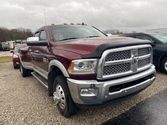 2017 RAM 3500 Laramie Crew Cab 4x4 8 Box