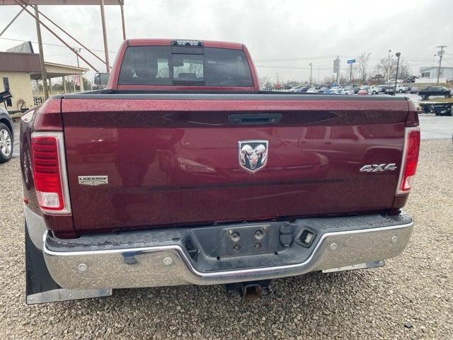 2017 RAM 3500 Laramie Crew Cab 4x4 8 Box