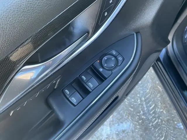2023 Buick Envision Essence AWD
