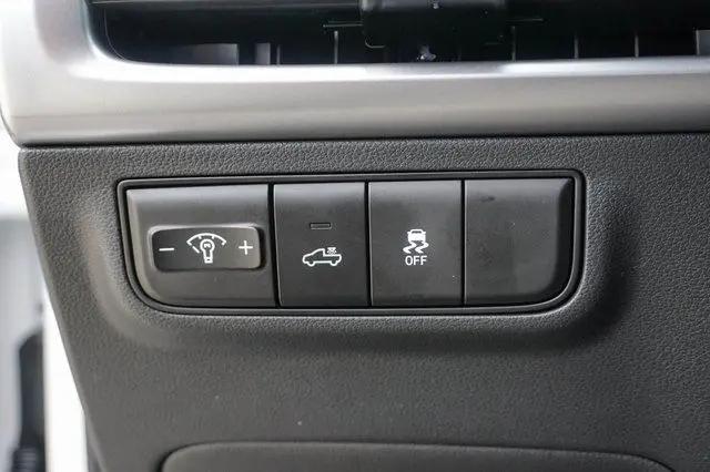 2026 Hyundai Santa Cruz SE