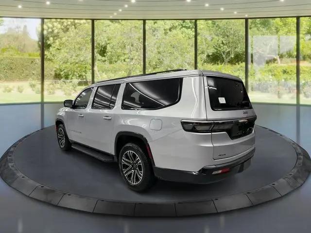 2026 Jeep Grand Wagoneer L 4x4
