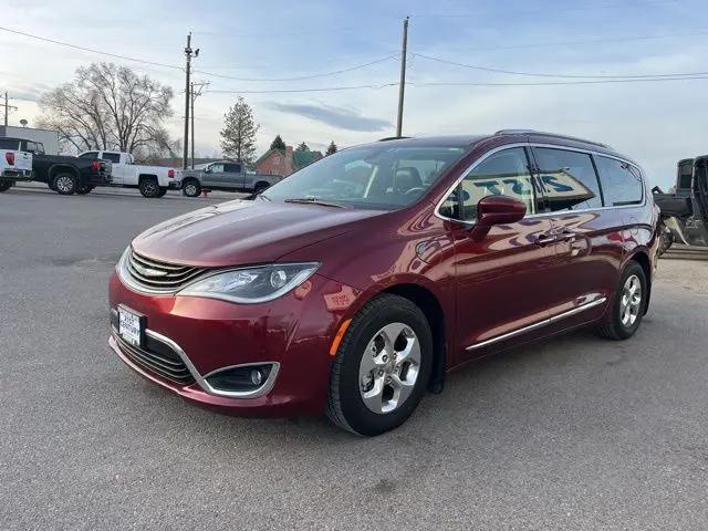 2019 Chrysler Pacifica Hybrid Touring L