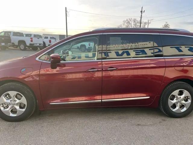 2019 Chrysler Pacifica Hybrid Touring L