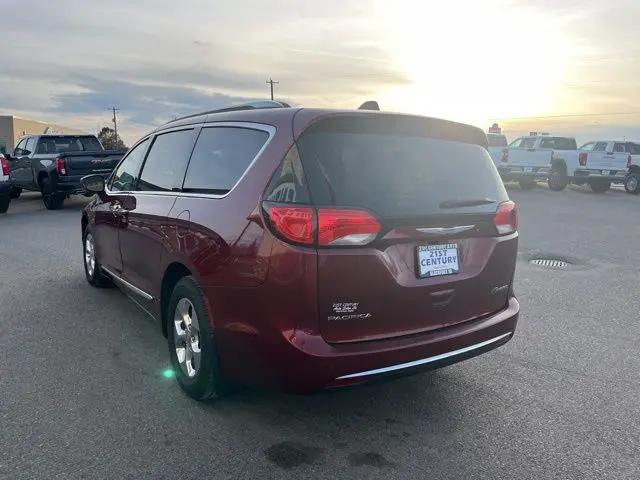 2019 Chrysler Pacifica Hybrid Touring L