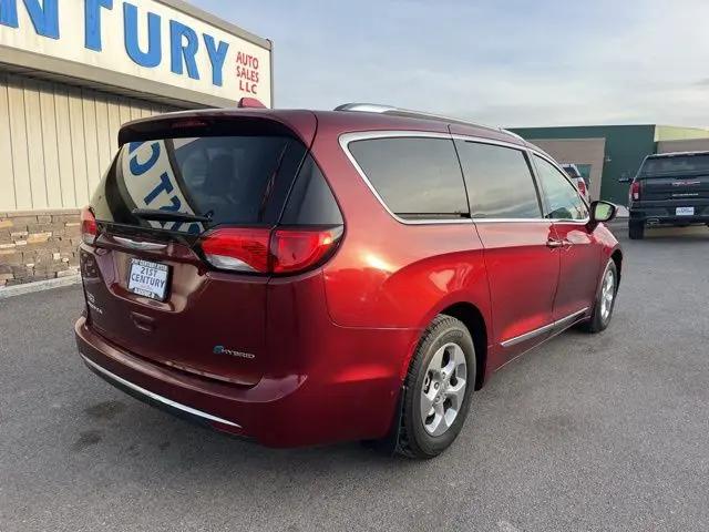2019 Chrysler Pacifica Hybrid Touring L