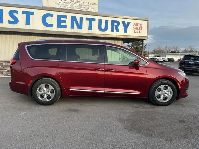 2019 Chrysler Pacifica Hybrid Touring L
