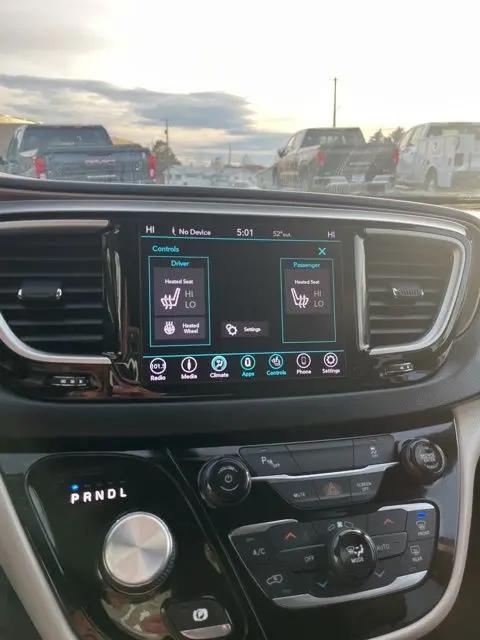 2019 Chrysler Pacifica Hybrid Touring L