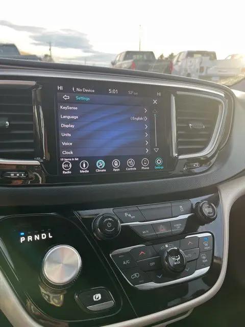 2019 Chrysler Pacifica Hybrid Touring L