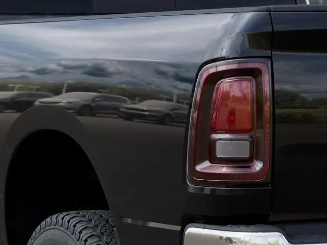 2026 Ram 2500 Tradesman Crew Cab 4x4 8' Box