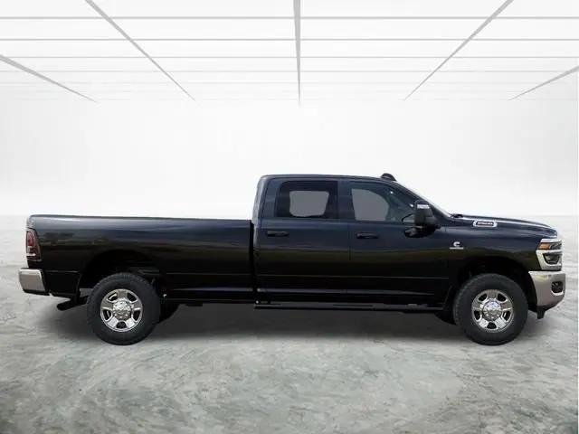 2026 Ram 2500 Tradesman Crew Cab 4x4 8' Box