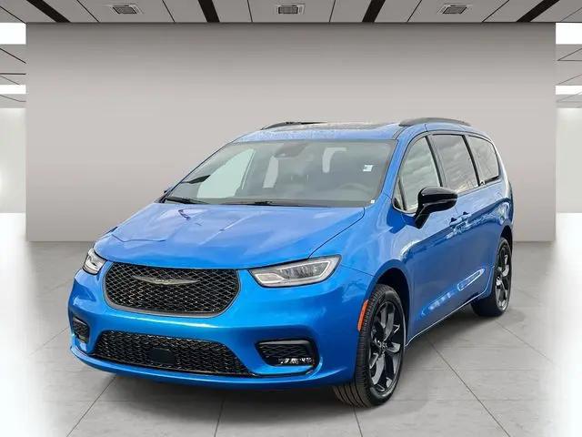 2026 Chrysler Pacifica Select AWD
