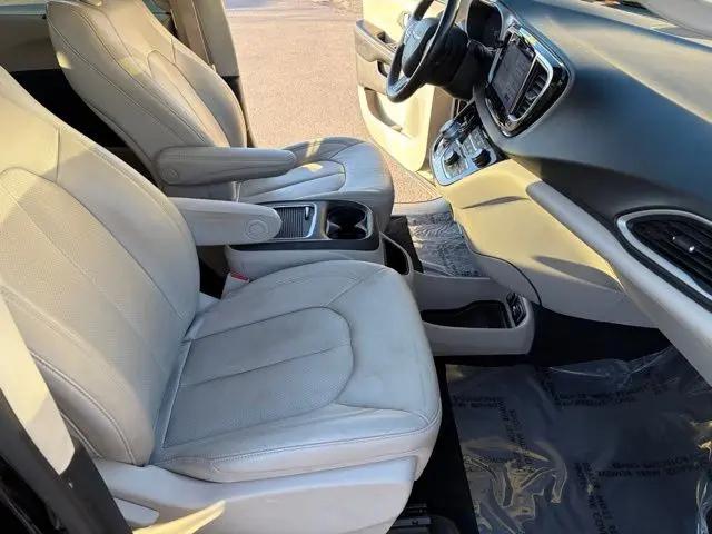 2021 Chrysler Pacifica Touring L
