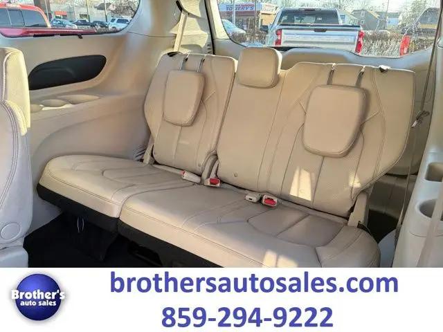 2021 Chrysler Pacifica Touring L