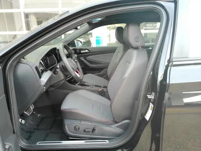 2025 Volkswagen Jetta GLI 2.0T Autobahn