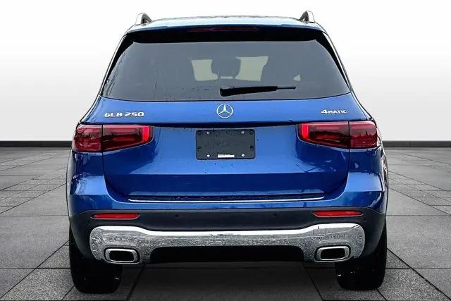 2026 Mercedes-Benz GLB 4MATIC