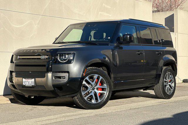 /2023 Land-Rover Defender