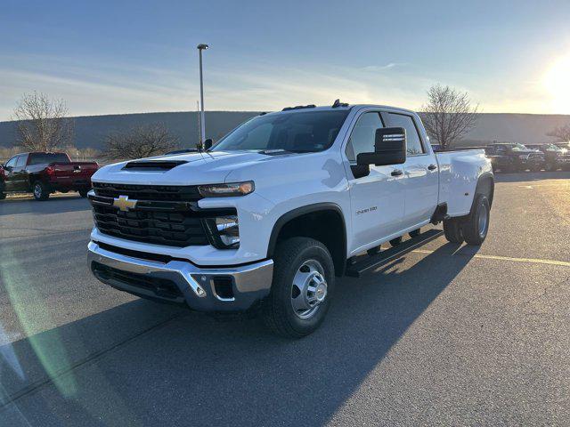 2026 Chevrolet Silverado 3500HD Crew Cab, Long Bed, WT Dual Rear Wheel, RWD