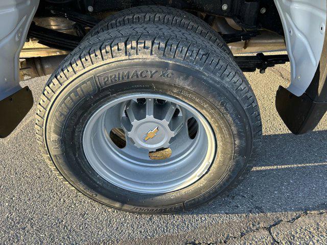 2026 Chevrolet Silverado 3500HD Crew Cab, Long Bed, WT Dual Rear Wheel, RWD