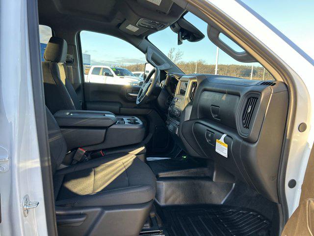 2026 Chevrolet Silverado 3500HD Crew Cab, Long Bed, WT Dual Rear Wheel, RWD