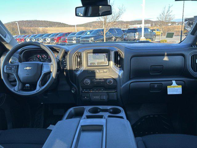 2026 Chevrolet Silverado 3500HD Crew Cab, Long Bed, WT Dual Rear Wheel, RWD