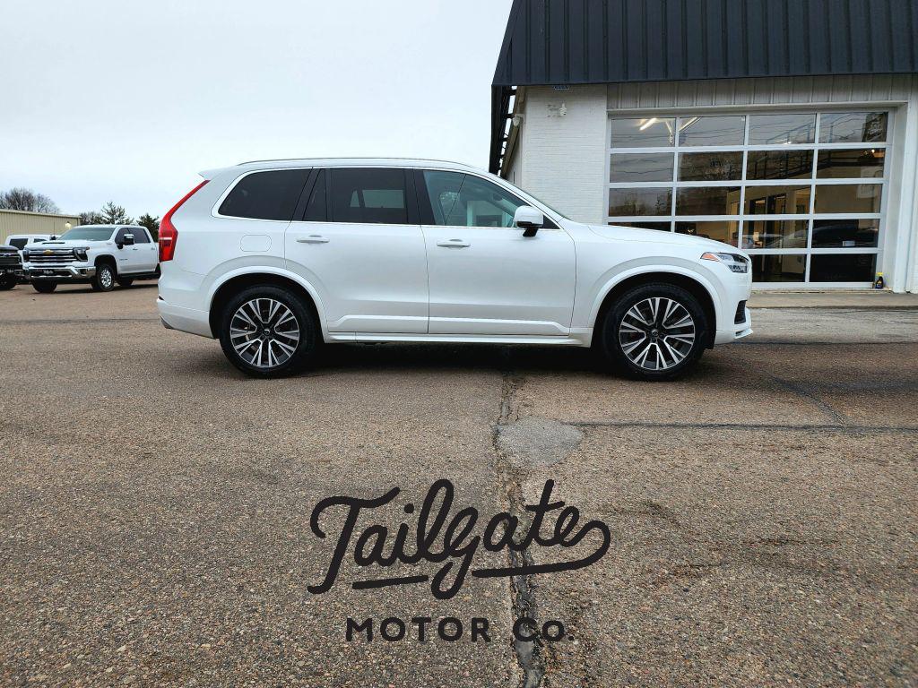 2021 Volvo XC90 Base's photo