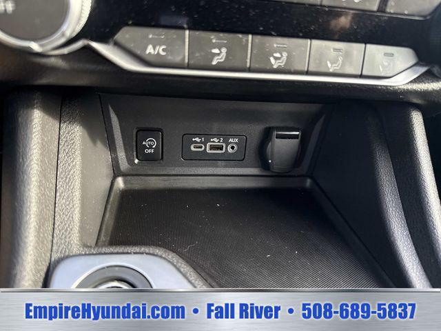 2024 Nissan Sentra SV Xtronic CVT