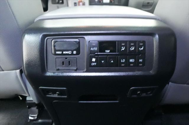 2013 Toyota Sequoia Platinum 5.7L V8