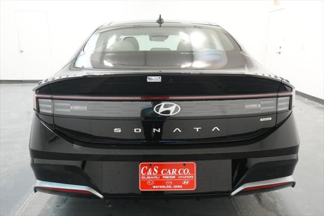 2026 Hyundai Sonata Hybrid SEL