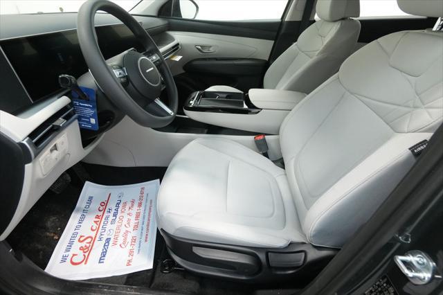 2026 Hyundai Tucson Hybrid Blue SE