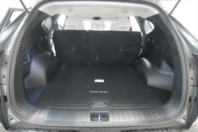 2026 Hyundai Tucson Hybrid Blue SE