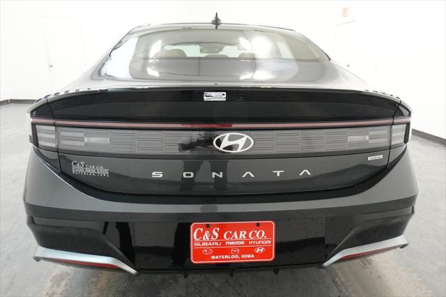 2026 Hyundai Sonata Hybrid Limited