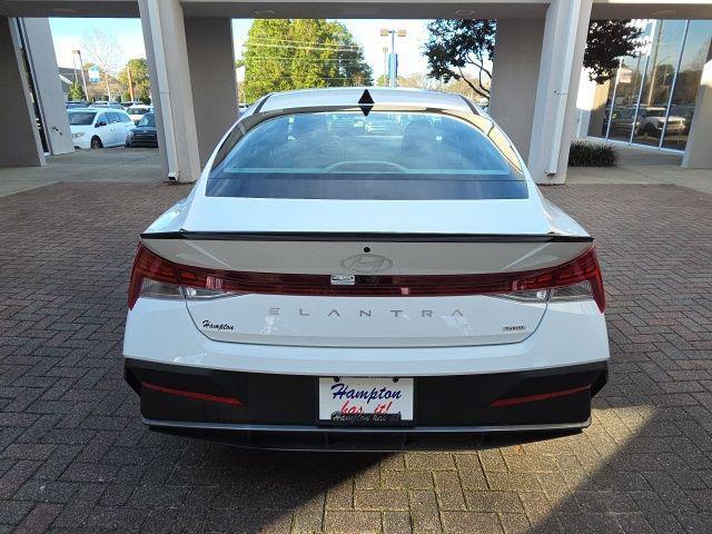 2026 Hyundai Elantra Hybrid SEL Sport