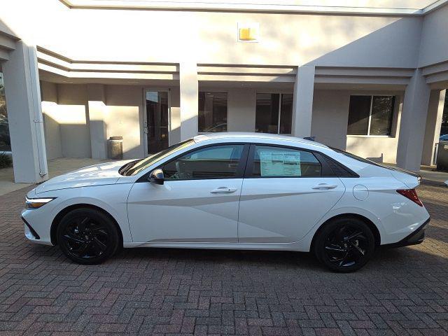 2026 Hyundai Elantra Hybrid SEL Sport