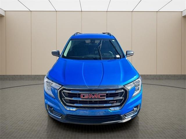 2024 GMC Terrain AWD AT4