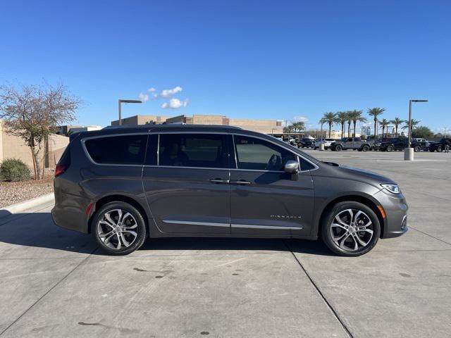 2021 Chrysler Pacifica Pinnacle AWD 2021 Chrysler Pacifica Pinnacle AWD