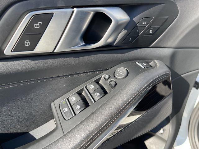 2025 BMW X5 xDrive50e