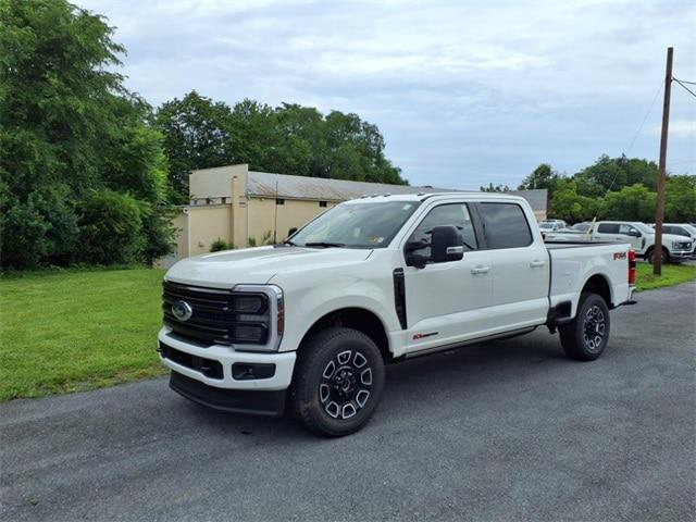 2025 Ford F-350 Platinum for sale in Martinsburg, WV