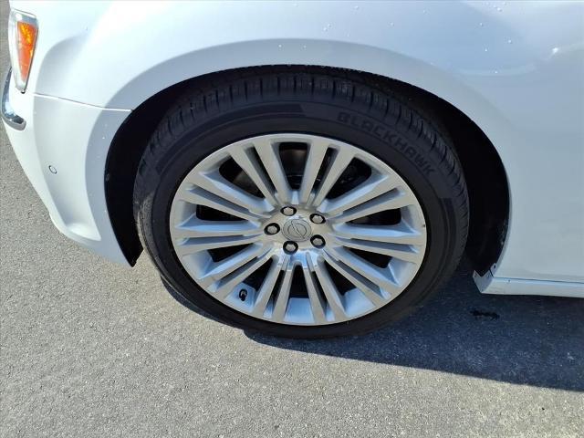2012 Chrysler 300 Base