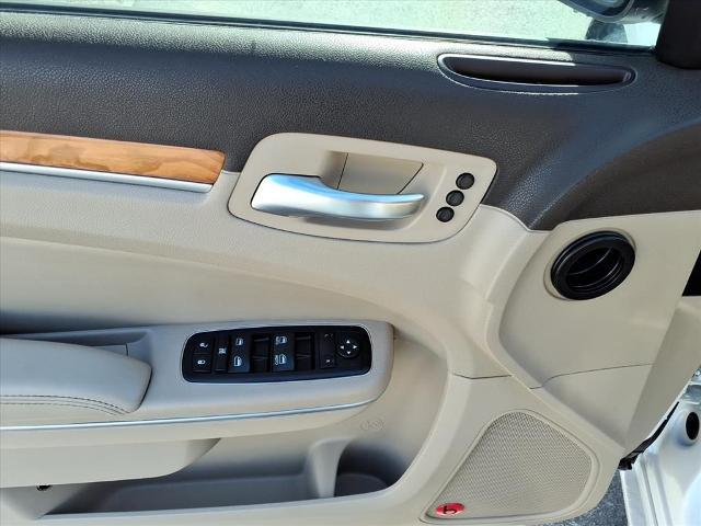 2012 Chrysler 300 Base