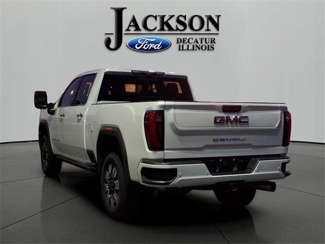 2024 GMC Sierra 2500HD 4WD Crew Cab Standard Bed Denali