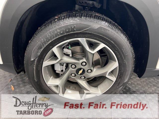 2025 Chevrolet Trax FWD LT