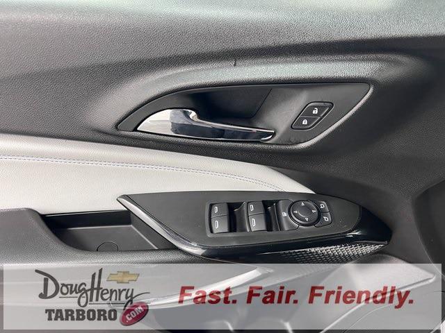 2025 Chevrolet Trax FWD LT