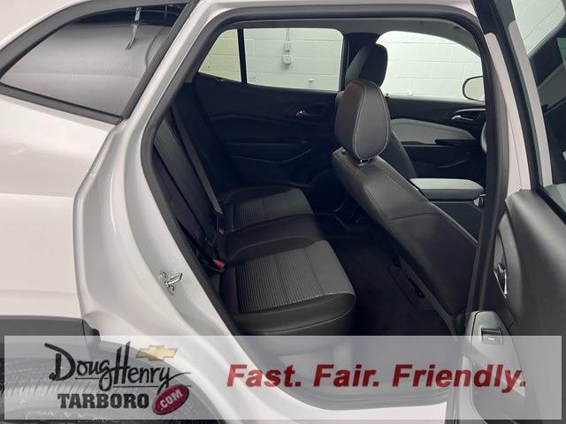 2025 Chevrolet Trax FWD LT