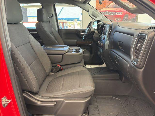 2020 Chevrolet Silverado 1500 4WD Crew Cab Short Bed LT