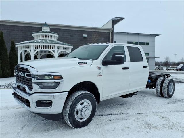 2026 RAM 3500 Chassis RAM 3500 TRADESMAN CREW CAB CHASSIS 4X4 60 CA